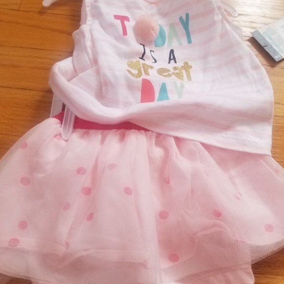 NWT- Carter's Matching Set - - Picture 10 of 16